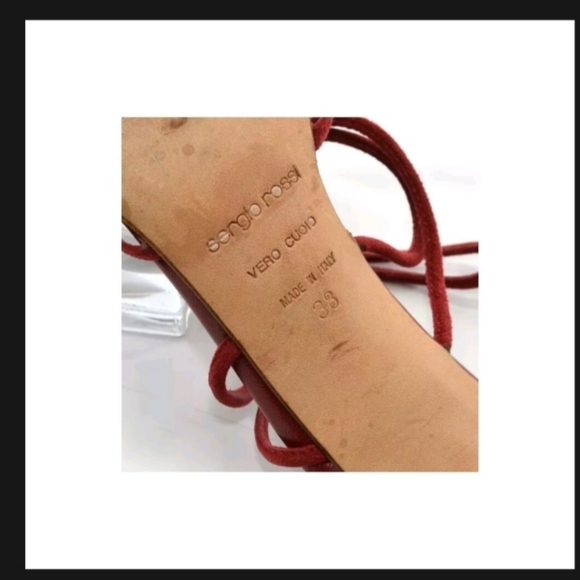 Shoes - Picture 4 of 4